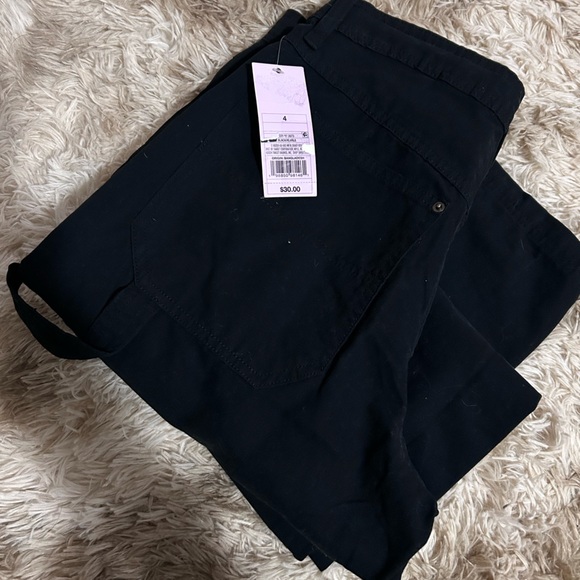 NWT Wild Fable Women's Low-Rise Carpenter Cargo Pants in black, size 4 - Picture 5 of 10